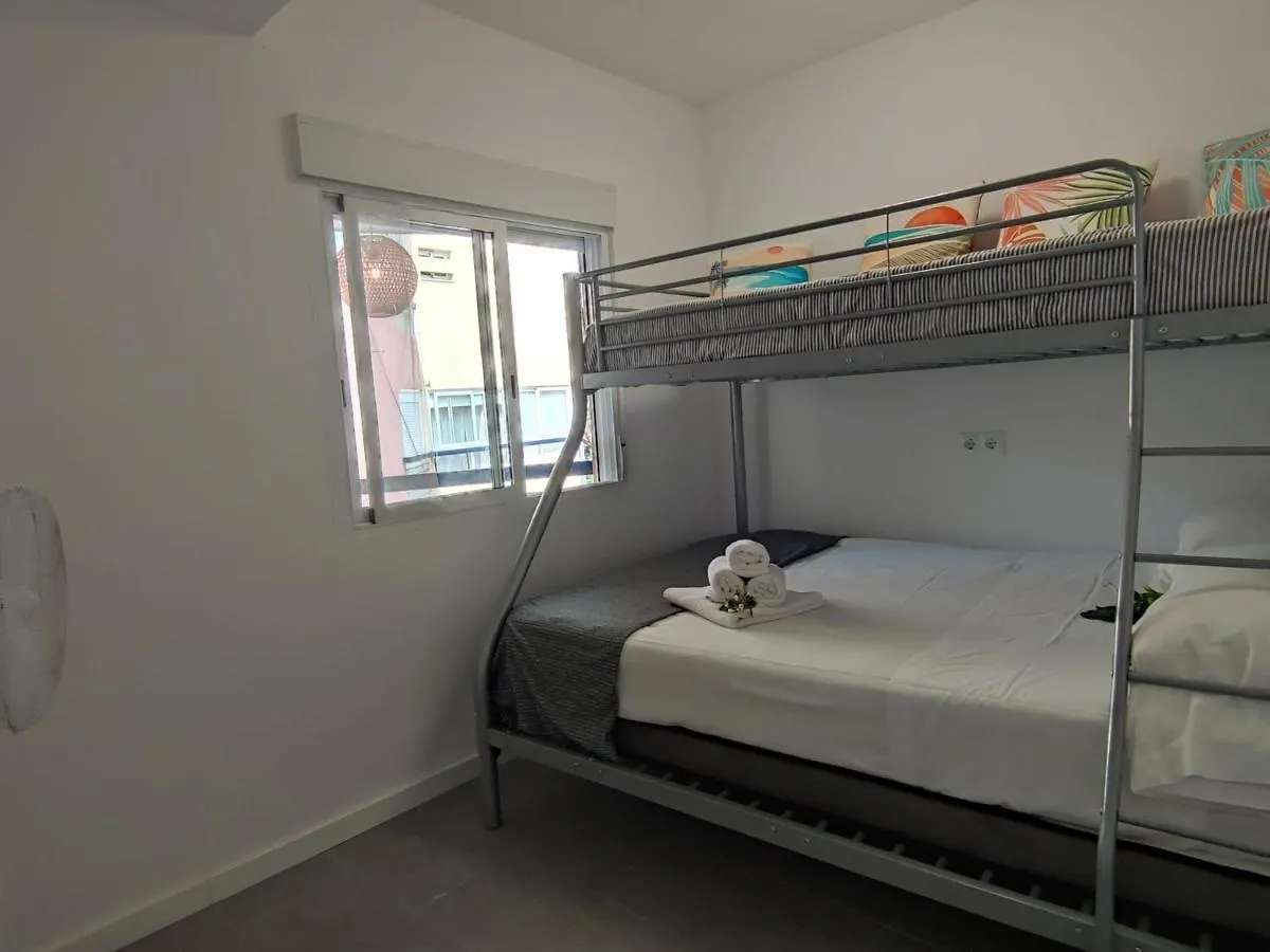 Apartamento Luminoso Cerca De La Playa Con Terraza Vintage En Platja D'Aro - Es-209-64 0*,  Spagna