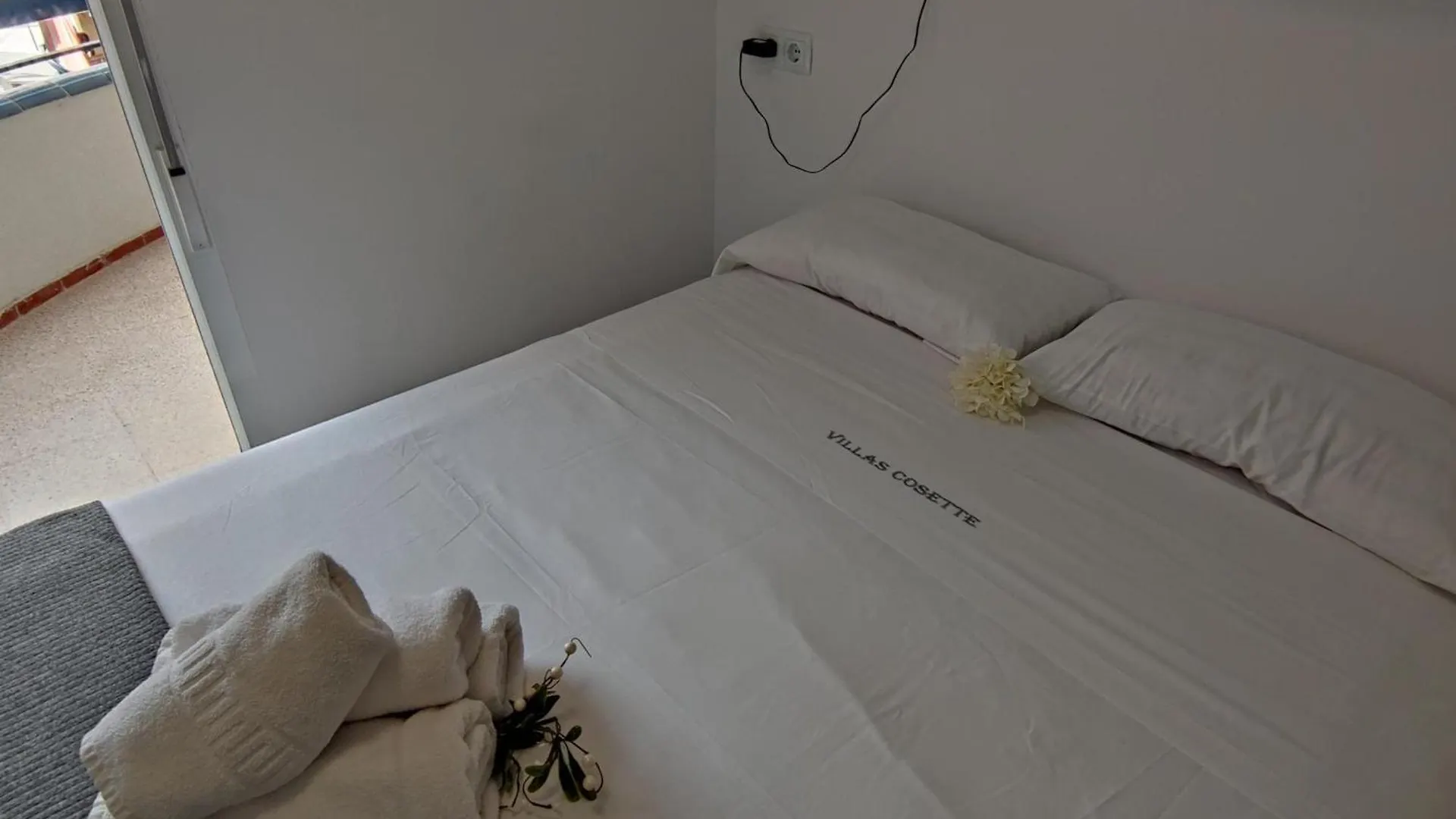 Apartamento Luminoso Cerca De La Playa Con Terraza Vintage En Platja D'Aro - Es-209-64 0*,